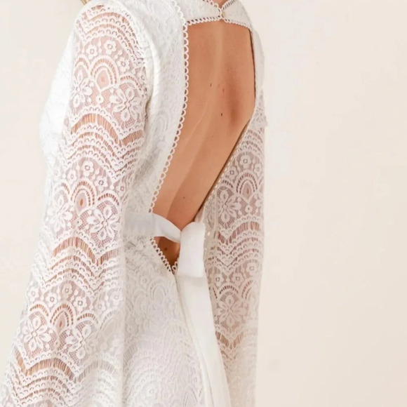 Nwot Fore white Lace Serenity Dress - Picture 1 of 8